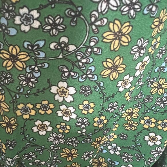 Max Studio Green Floral Crepe Tie Front Floral V-Neck Blouse Size L Classic 90s - Picture 5 of 7